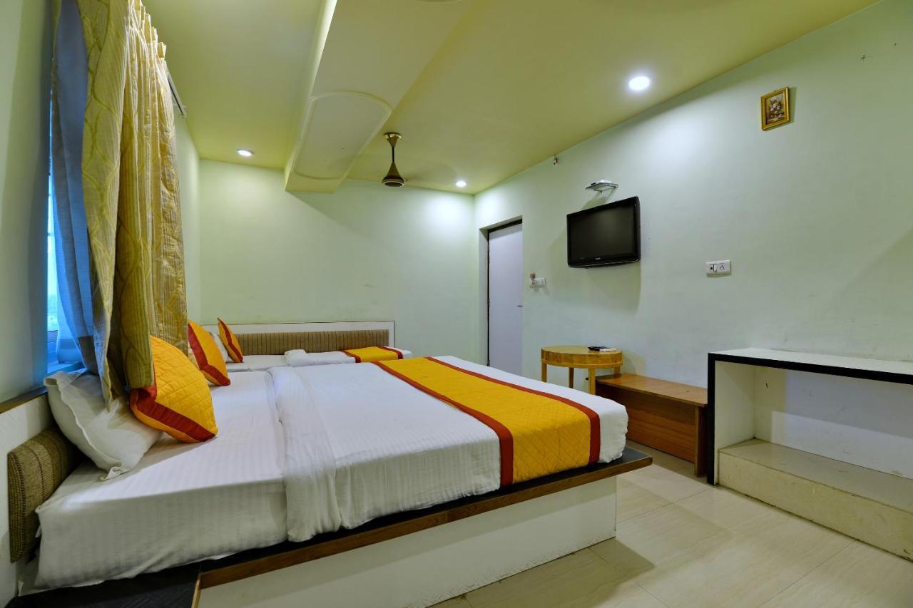 Oyo 2061 Hotel New Holiday Inn Аджмер Экстерьер фото